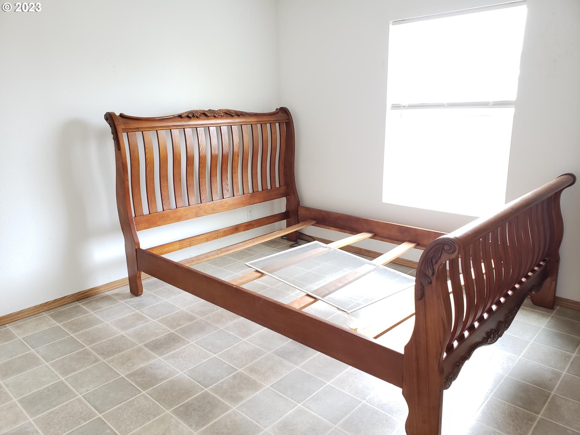 503 Southeast Sheridan Road, Unit 13 Sheridan, OR 97378 - Photo 11 of 22 Gallery Image 11