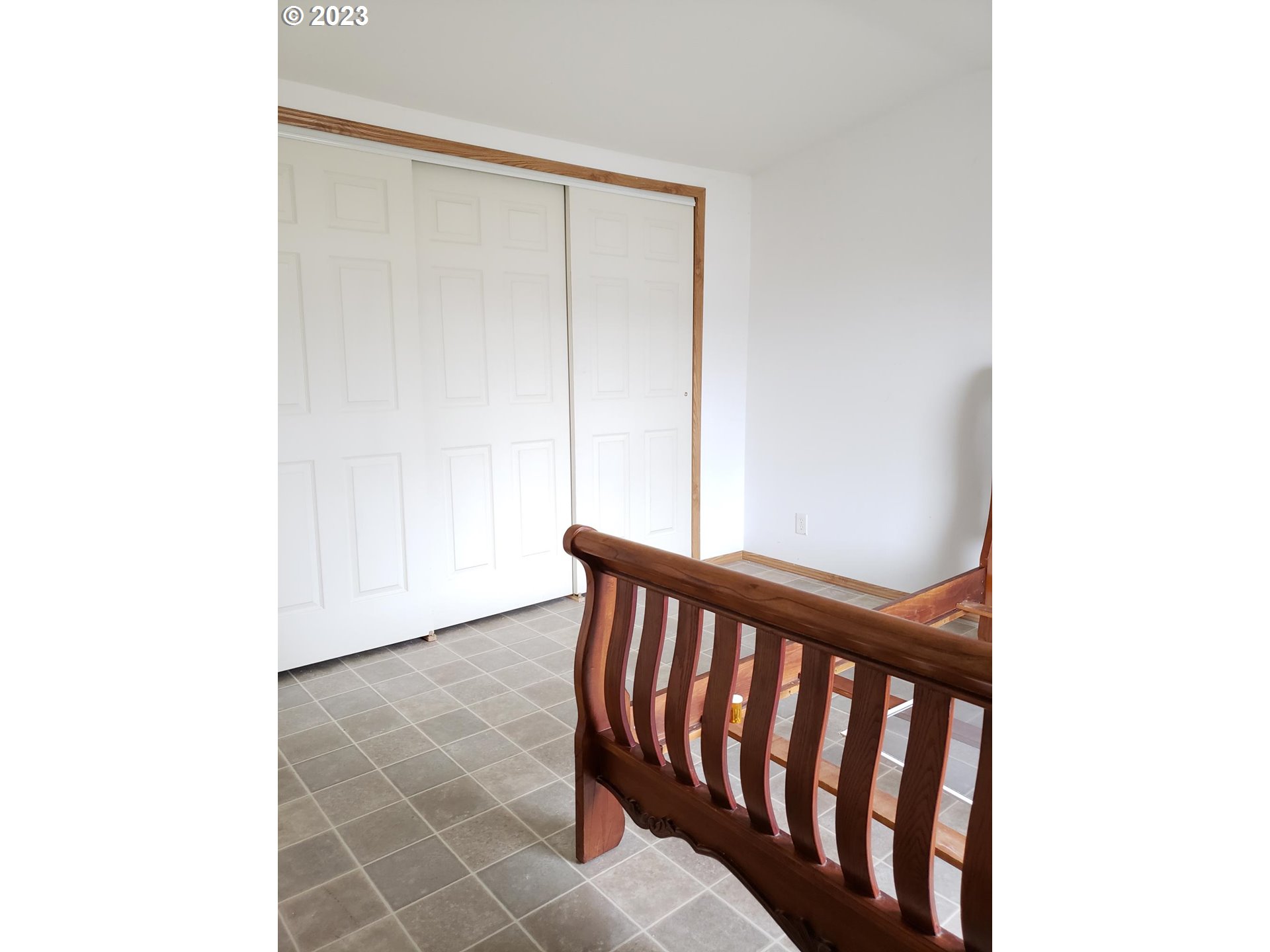 503 Southeast Sheridan Road, Unit 13 Sheridan, OR 97378 - Photo 12 of 22 Gallery Image 12