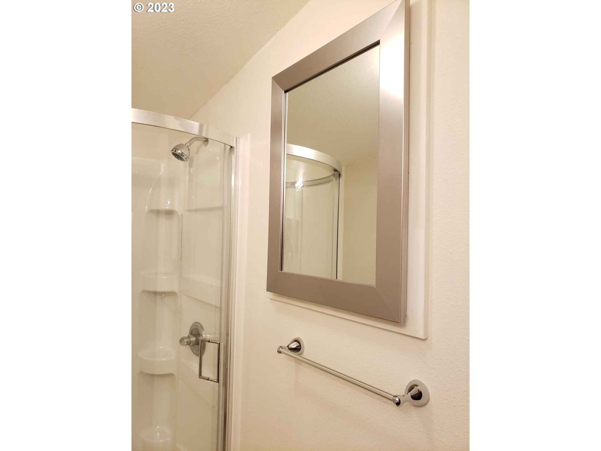 503 Southeast Sheridan Road, Unit 13 Sheridan, OR 97378 - Photo 15 of 22 Gallery Image 15