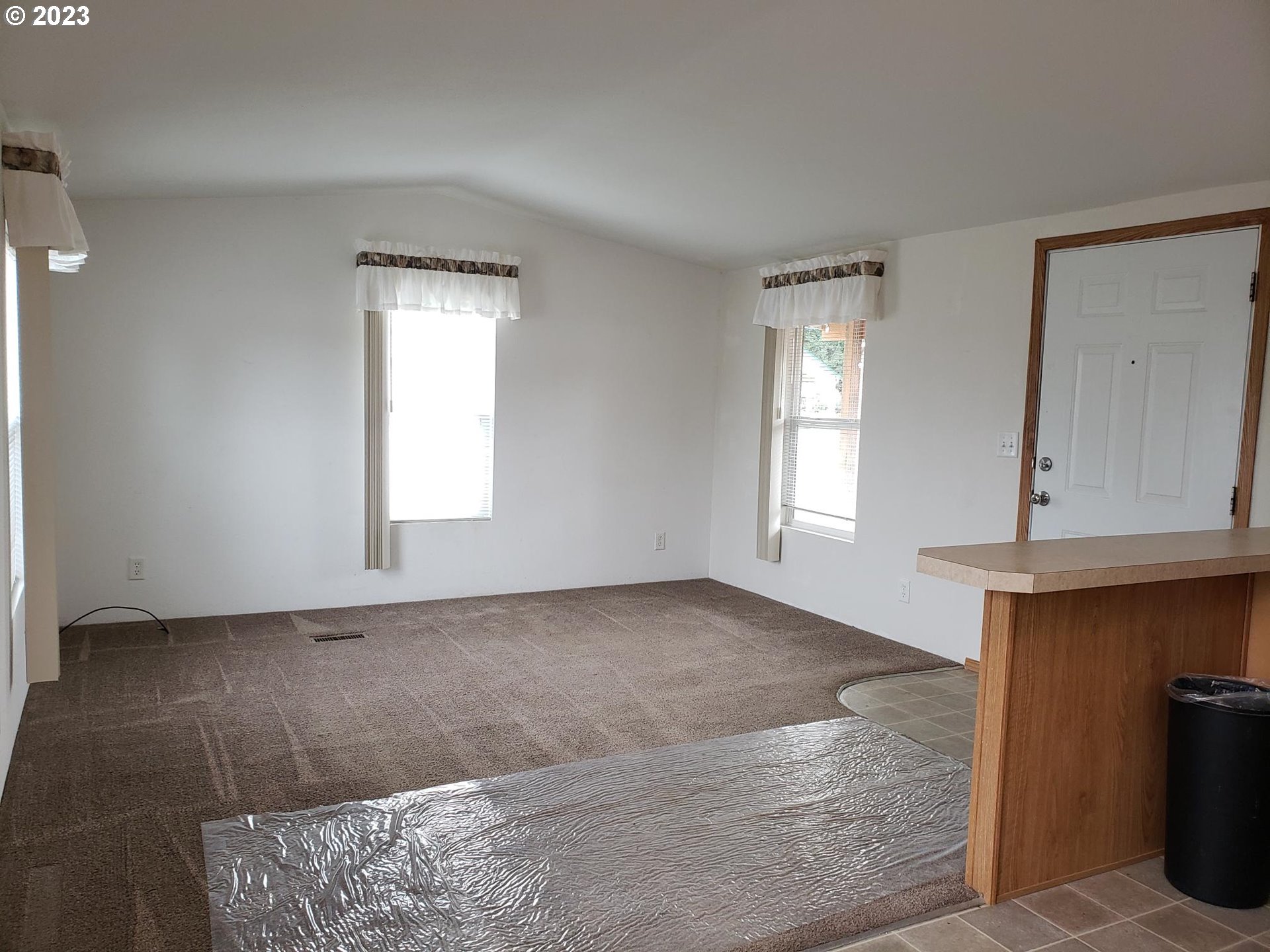 503 Southeast Sheridan Road, Unit 13 Sheridan, OR 97378 - Photo 6 of 22 Gallery Image 6