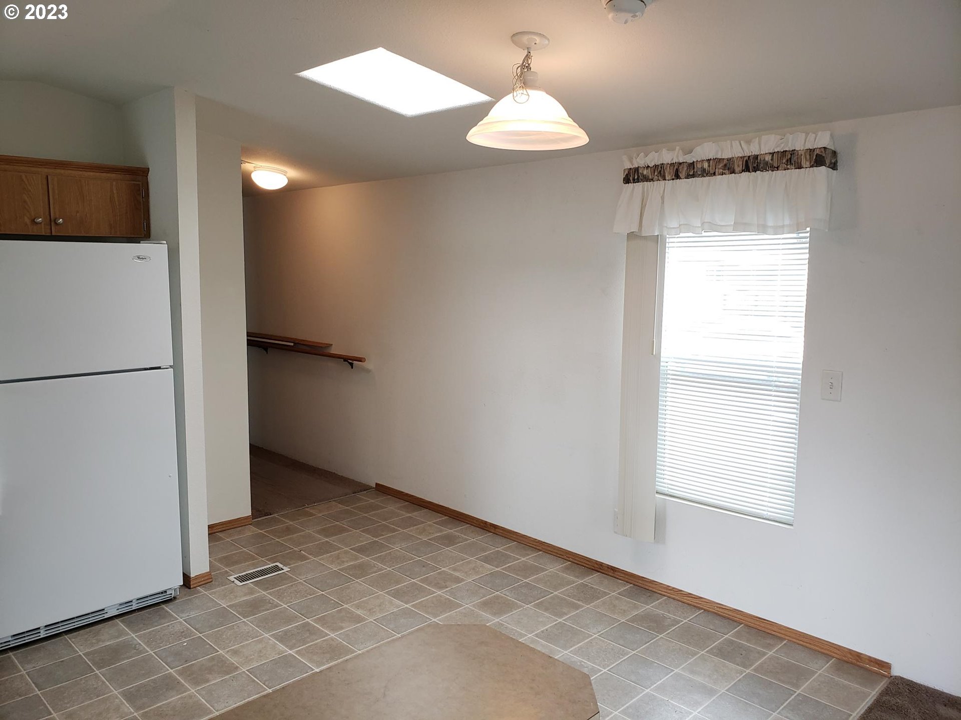 503 Southeast Sheridan Road, Unit 13 Sheridan, OR 97378 - Photo 10 of 22 Gallery Image 10