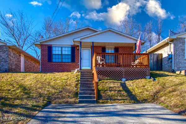 $279,900 | 815 Valerie Lane, Knoxville, TN 37938