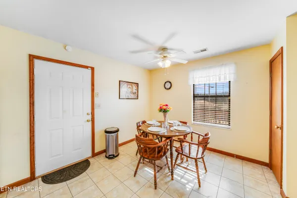 $279,900 | 815 Valerie Lane, Knoxville, TN 37938