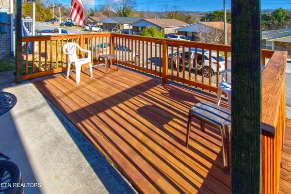 $279,900 | 815 Valerie Lane, Knoxville, TN 37938