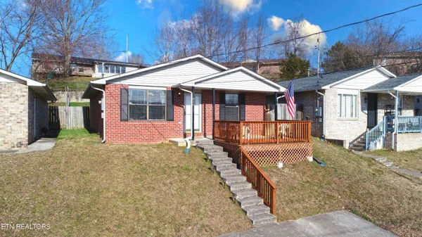 $279,900 | 815 Valerie Lane, Knoxville, TN 37938