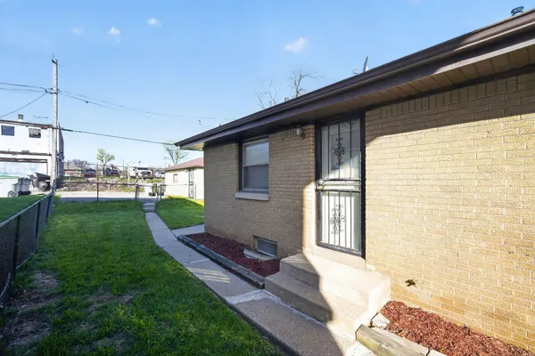 $154,900 | 7471 West Beckett Avenue, Milwaukee, WI 53216