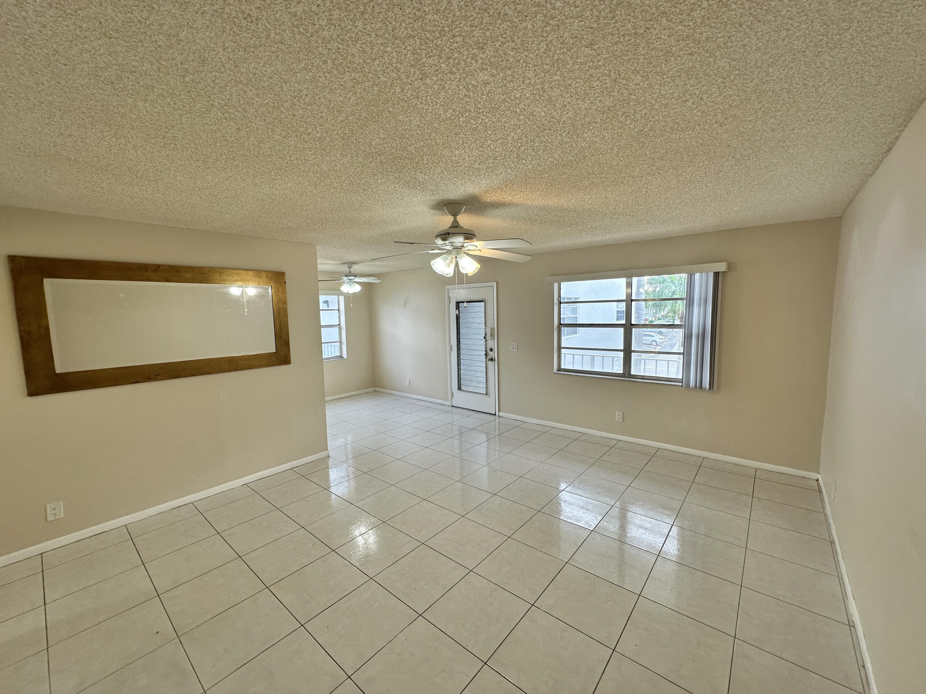 811 Flanders Q Delray Beach, FL 33484 - Photo 5 of 37 811_Flanders_ (5)