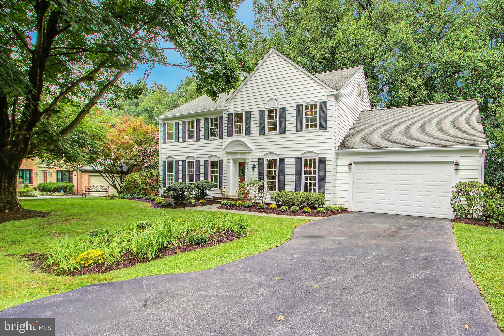 9706 Spring Ridge Lane Vienna, VA 22182 - Photo 3 of 44 Front shot with driveway