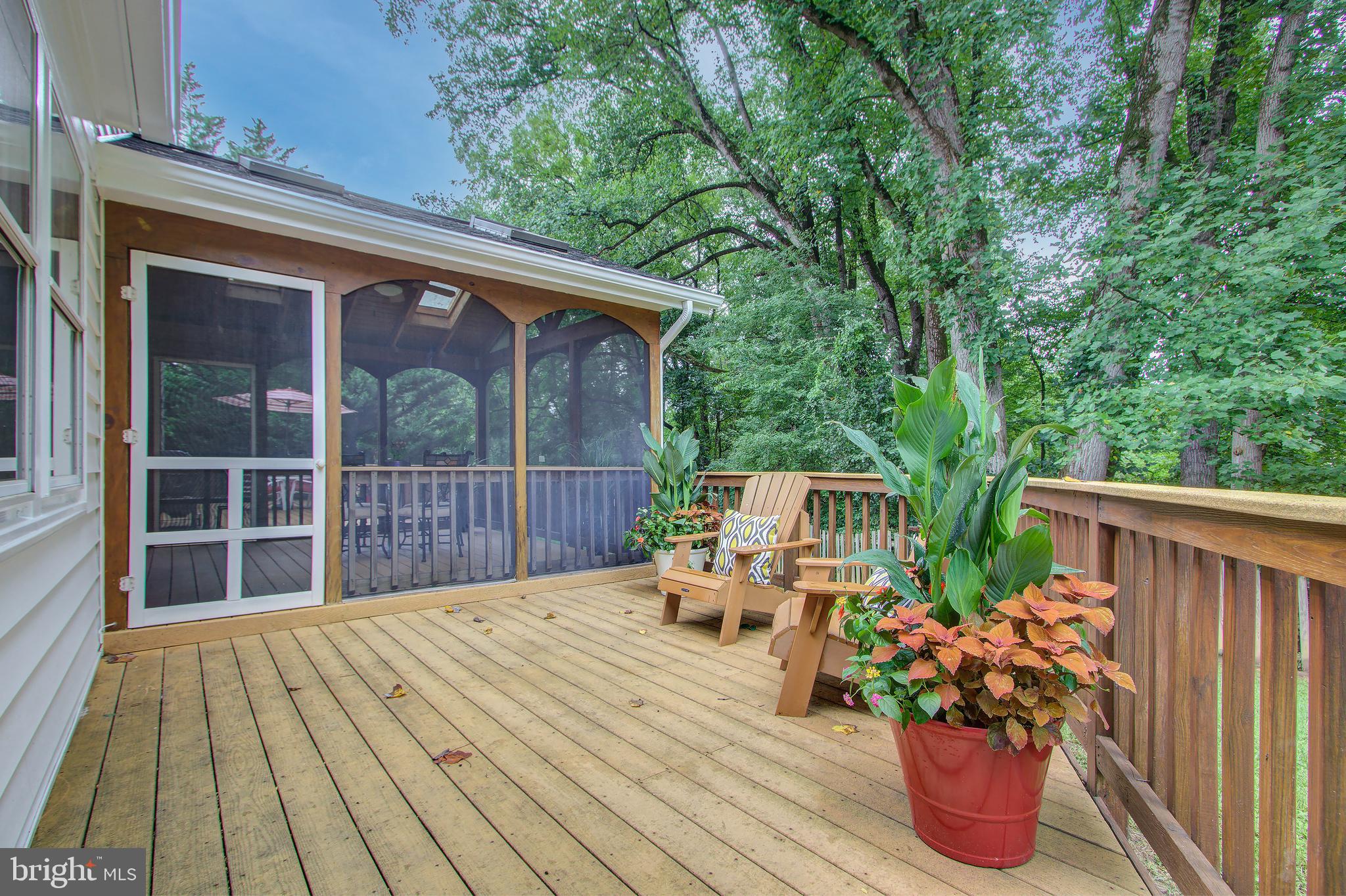 9706 Spring Ridge Lane Vienna, VA 22182 - Photo 41 of 44 Deck #2