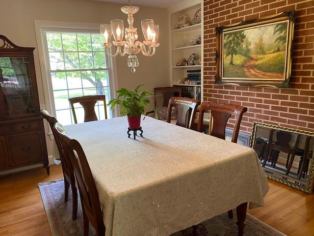6910 Brookview Road Roanoke, VA 24019 - Photo 5 of 16 IMG_5744