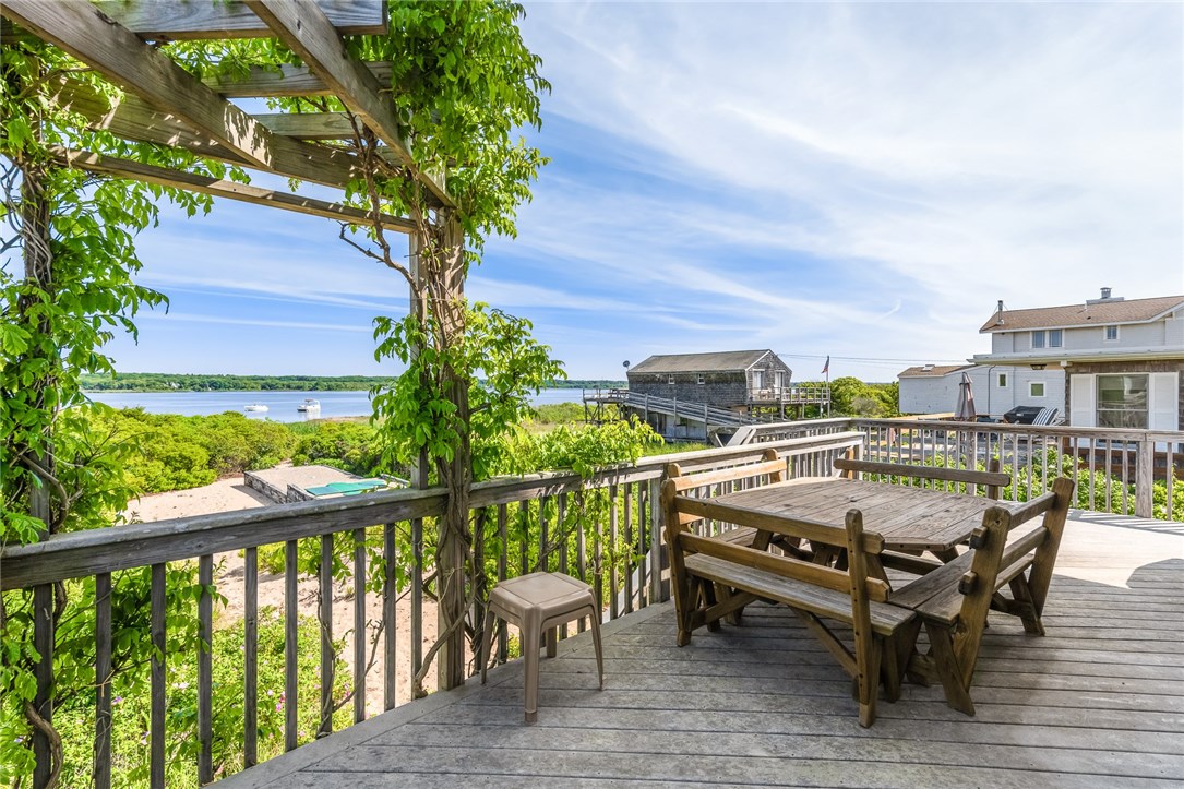 506 East Beach Road Charlestown, RI 02813 - Photo 11 of 36