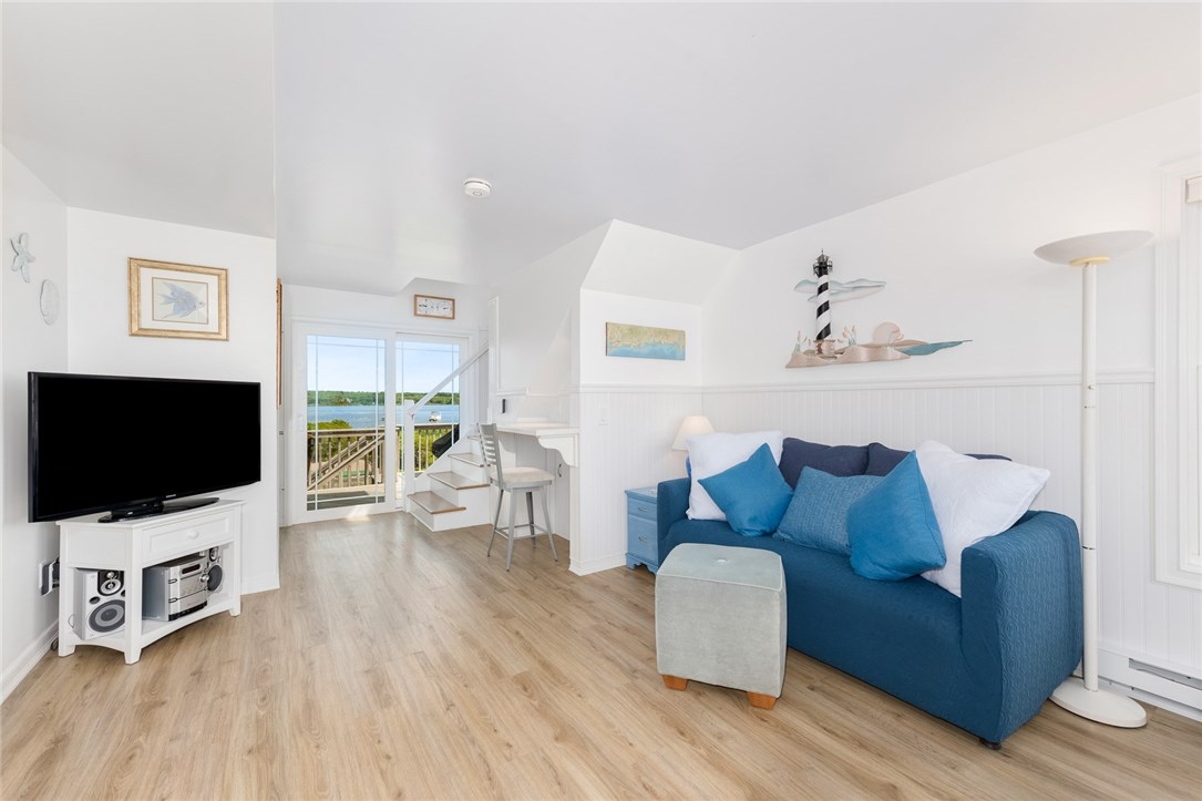 506 East Beach Road Charlestown, RI 02813 - Photo 15 of 36
