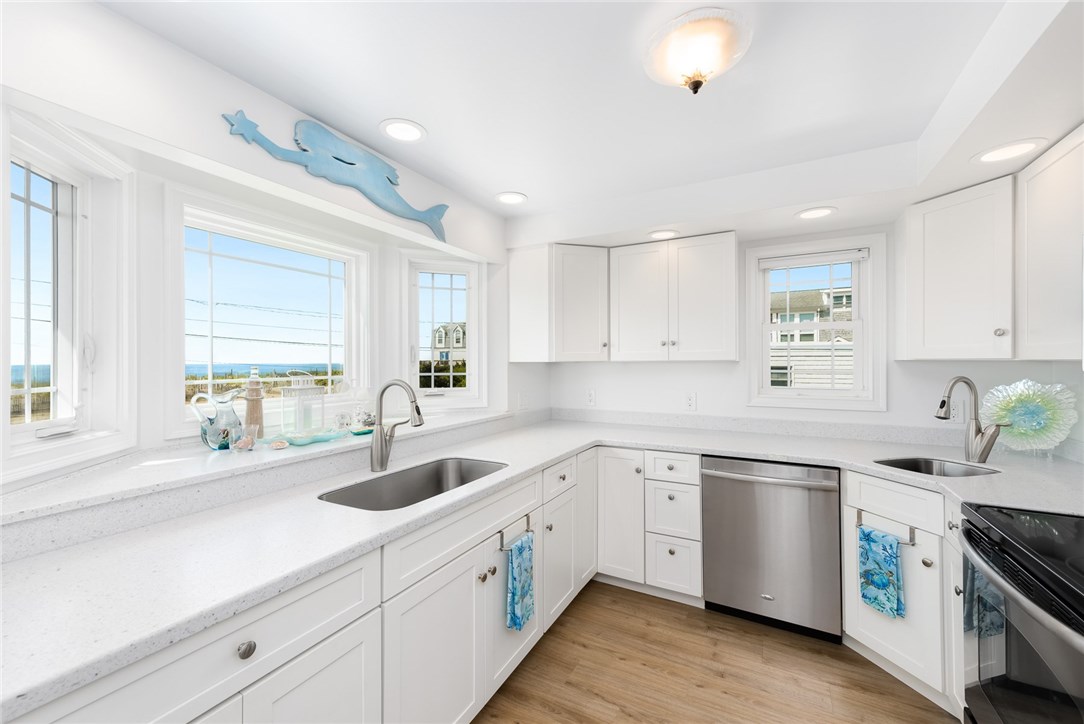 506 East Beach Road Charlestown, RI 02813 - Photo 19 of 36