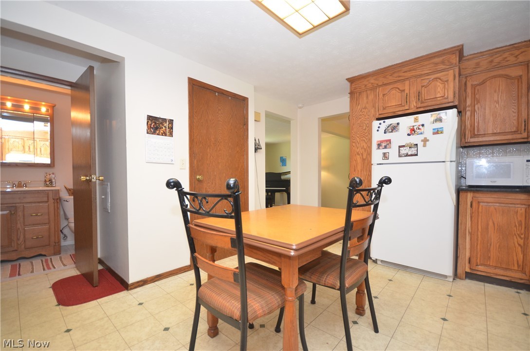 4264 Hile Road Stow, OH 44224 - Photo 19 of 34 Gallery Image 19