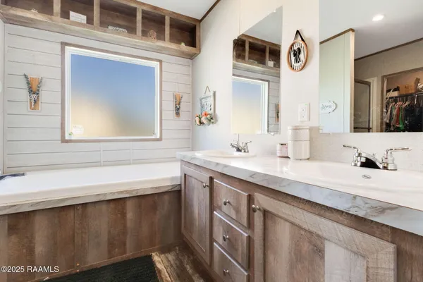 $150,000 | 158 Landon Lane, Sunset, LA 70584