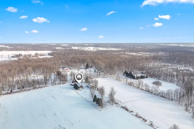 $365,000 | 263 Sullivan Road, Union City, MI 49094