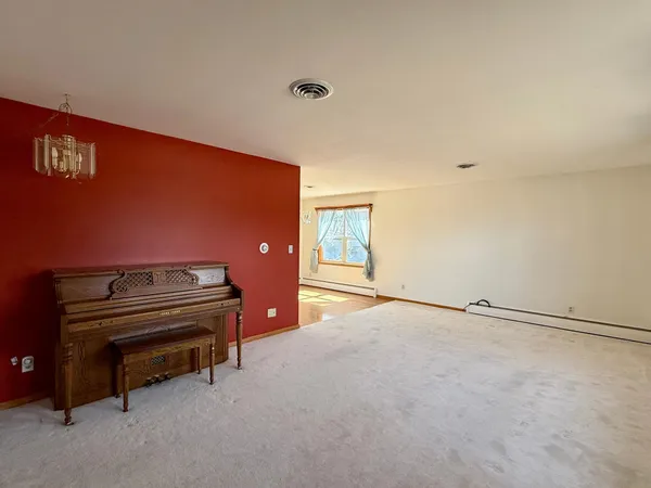 $239,900 | 501 Veda Drive, Redwood Falls, MN 56283