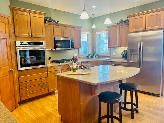 $599,900 | 306 Lindsay Way, Cottage Grove, WI 53527