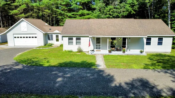 $450,000 | 77 Trapper Road, Campton, NH 03223