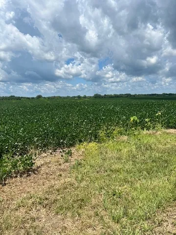 $380,400 | 2000 County Road, Varna, IL 61375