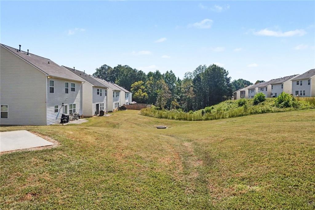9464 Lakeview Road Union City, GA 30291 - Photo 3 of 18 Gallery Image 3