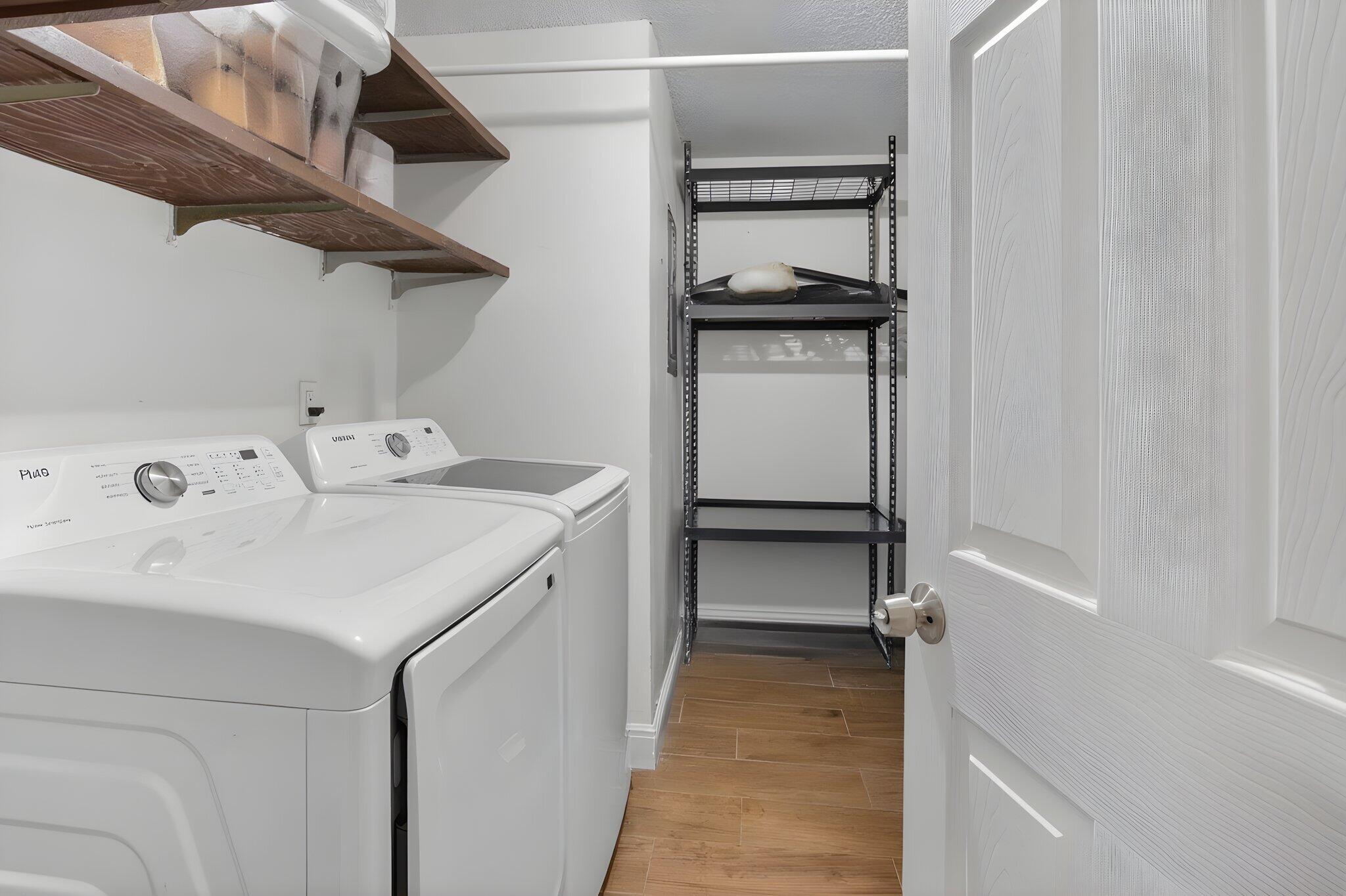 9734 Alaska Circle Boca Raton, FL 33434 - Photo 21 of 25 Laundry Room