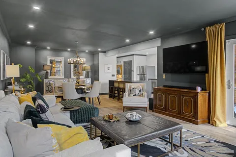 $770,000 | 4400 Belmont Park Terrace, Unit 225, Nashville, TN 37215