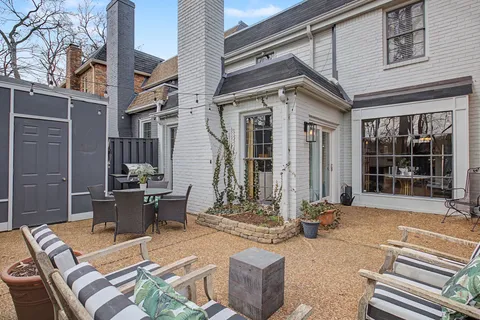 $770,000 | 4400 Belmont Park Terrace, Unit 225, Nashville, TN 37215