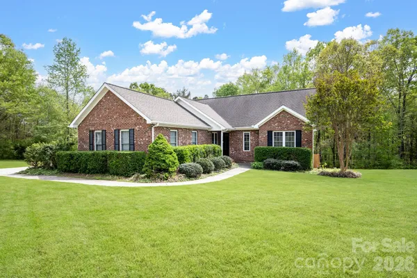 $289,900 | 610 Mountain Place, Albemarle, NC 28001