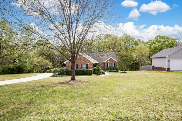 $289,900 | 610 Mountain Place, Albemarle, NC 28001