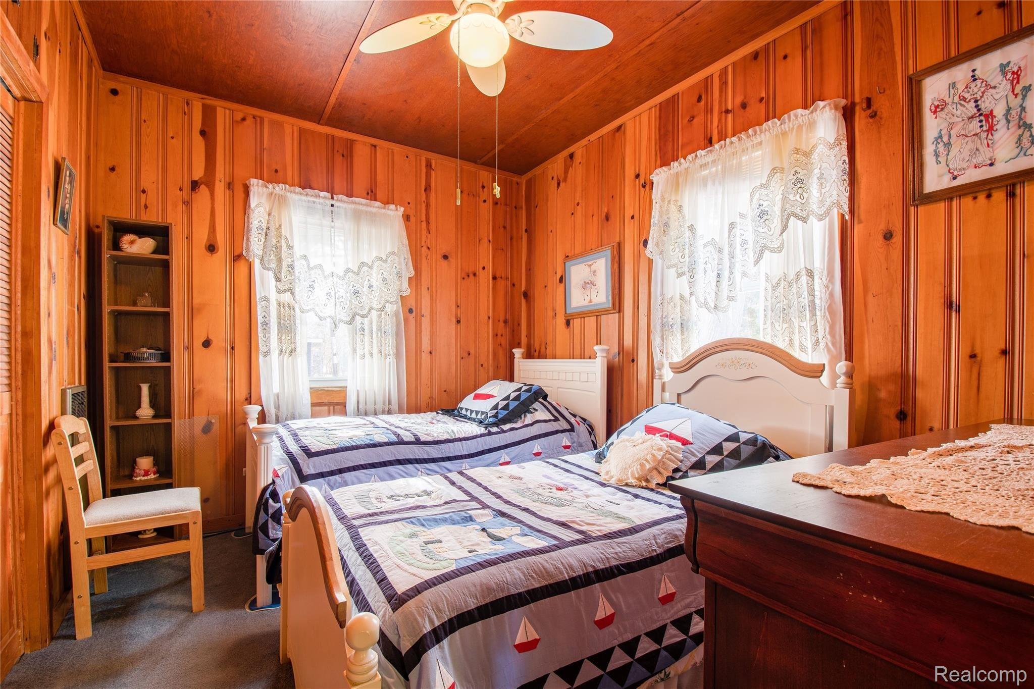 5366 Lakeshore Road Fort Gratiot, MI 48059 - Photo 11 of 19 a1uyLeaA.jpeg