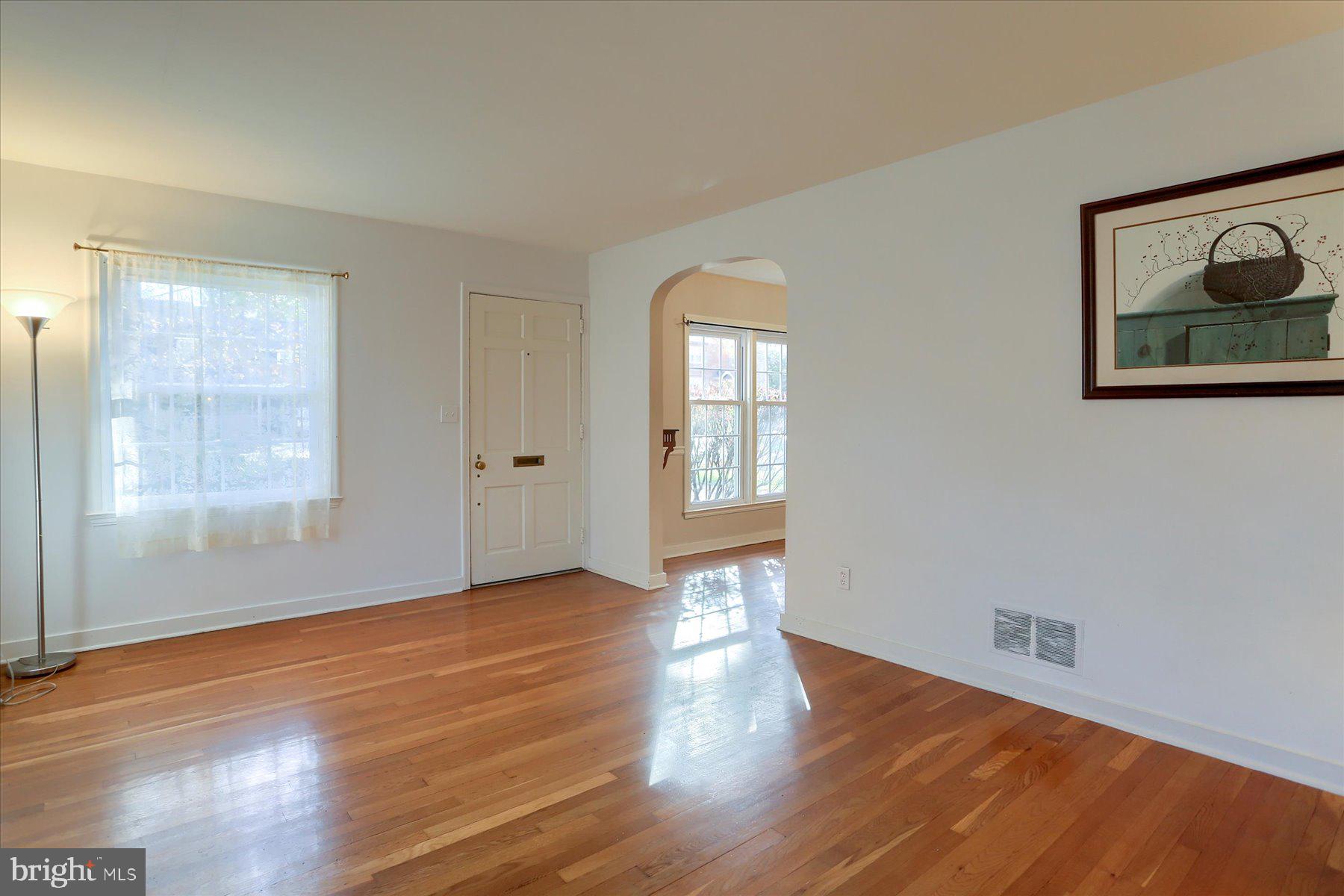 1502 Letchworth Road Camp Hill, PA 17011 - Photo 5 of 33 Gallery Image 5