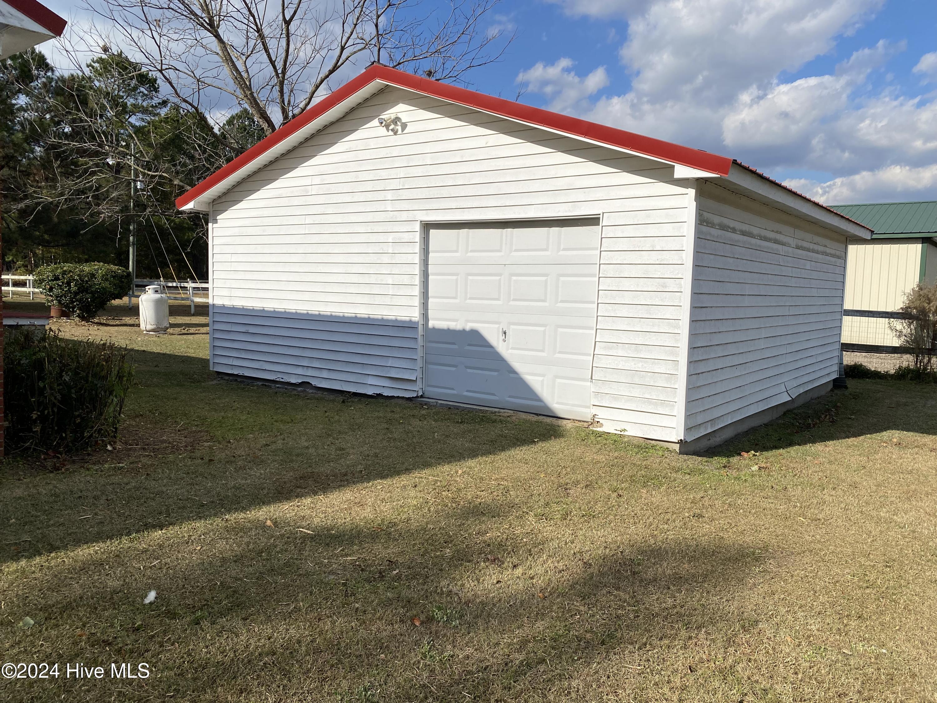 412 Haw Branch Road Richlands, NC 28574 - Photo 24 of 27 2024-12-05 12.50.03