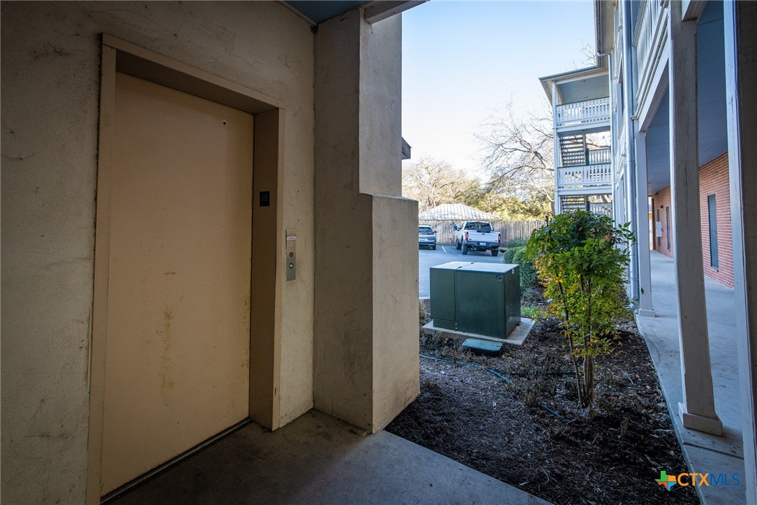 1247 Gruene Road, Unit 302 New Braunfels, TX 78130 - Photo 13 of 33