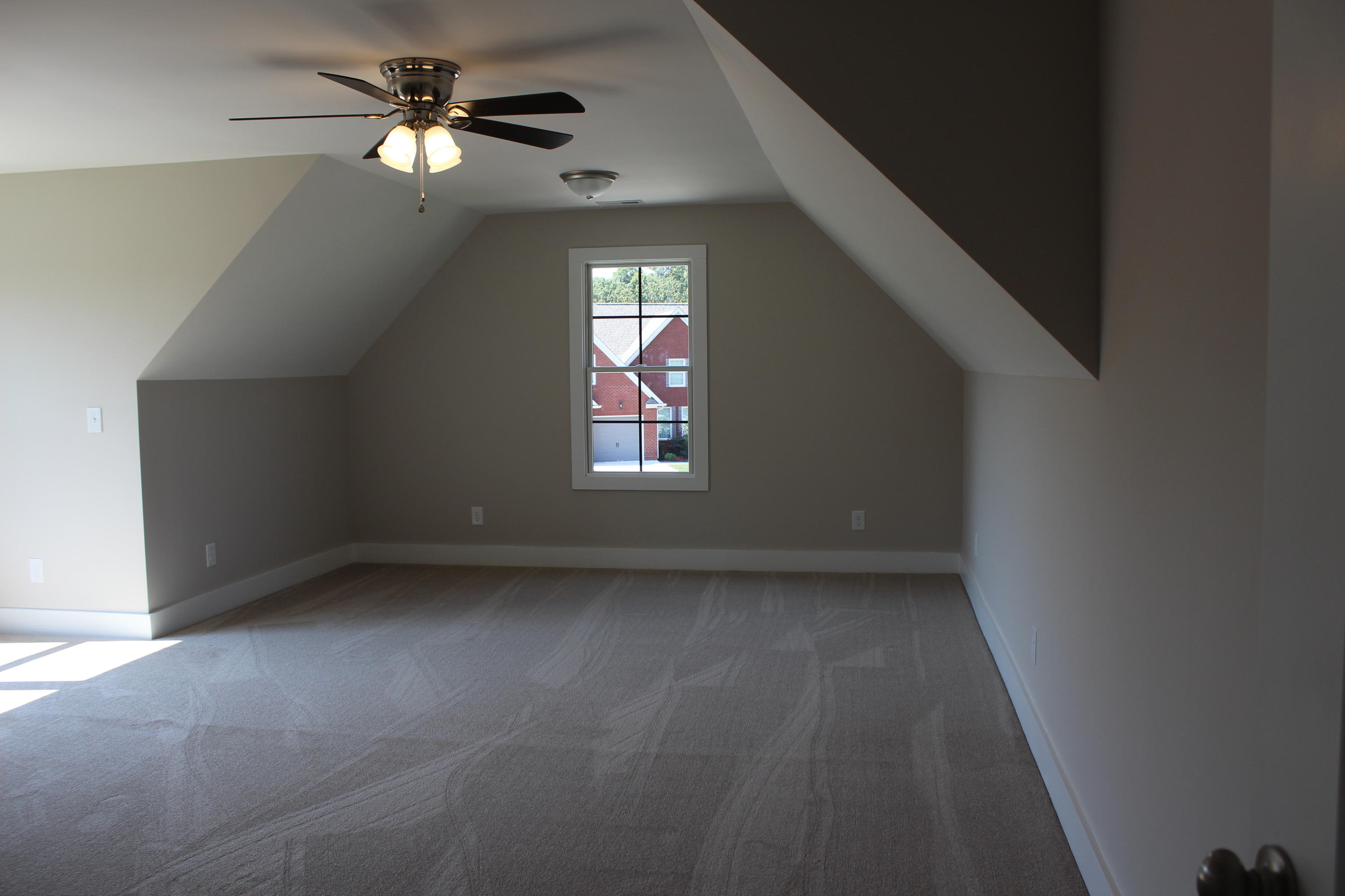 6580 Deep Canyon Road Hixson, TN 37343 - Photo 10 of 17 020