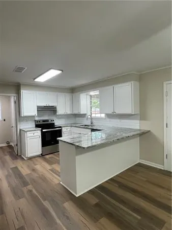 $2,300 | 412 Fendler Parkway, Pineville, LA 71360