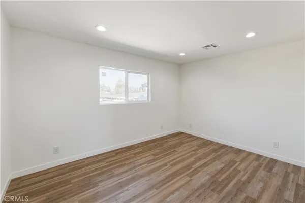 $4,800 | 9427 South 2nd Avenue, Inglewood, CA 90305