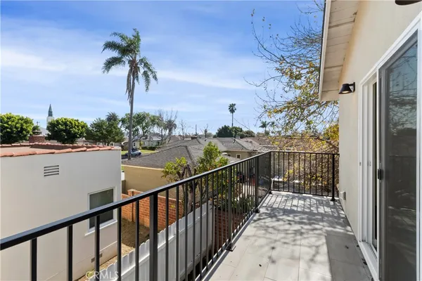 $4,800 | 9427 South 2nd Avenue, Inglewood, CA 90305