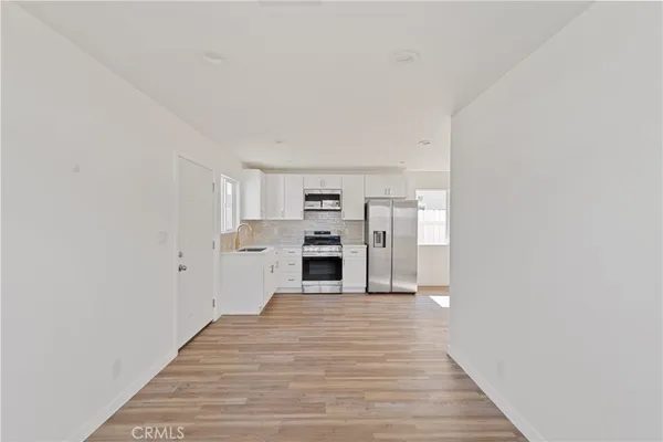 $4,800 | 9427 South 2nd Avenue, Inglewood, CA 90305
