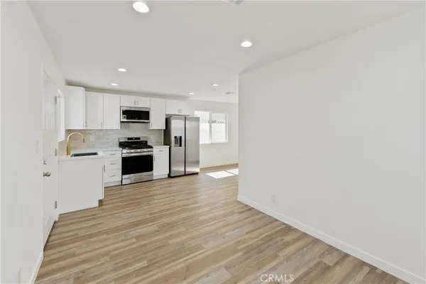 $4,800 | 9427 South 2nd Avenue, Inglewood, CA 90305