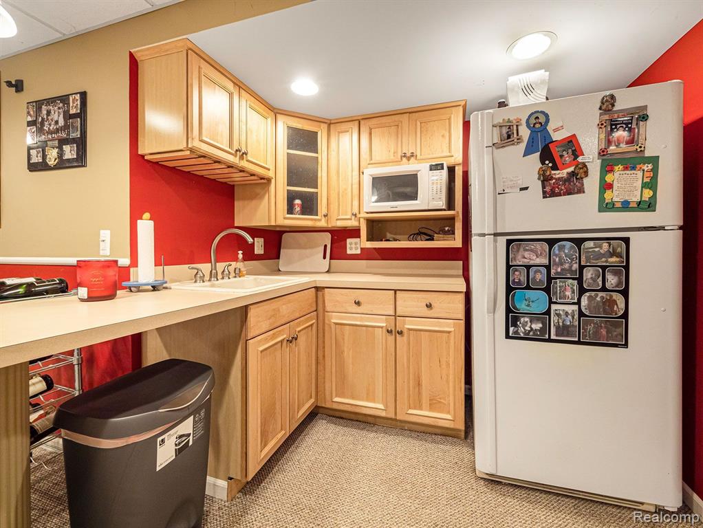 42071 Hunters Ridge Canton, MI 48188 - Photo 30 of 33