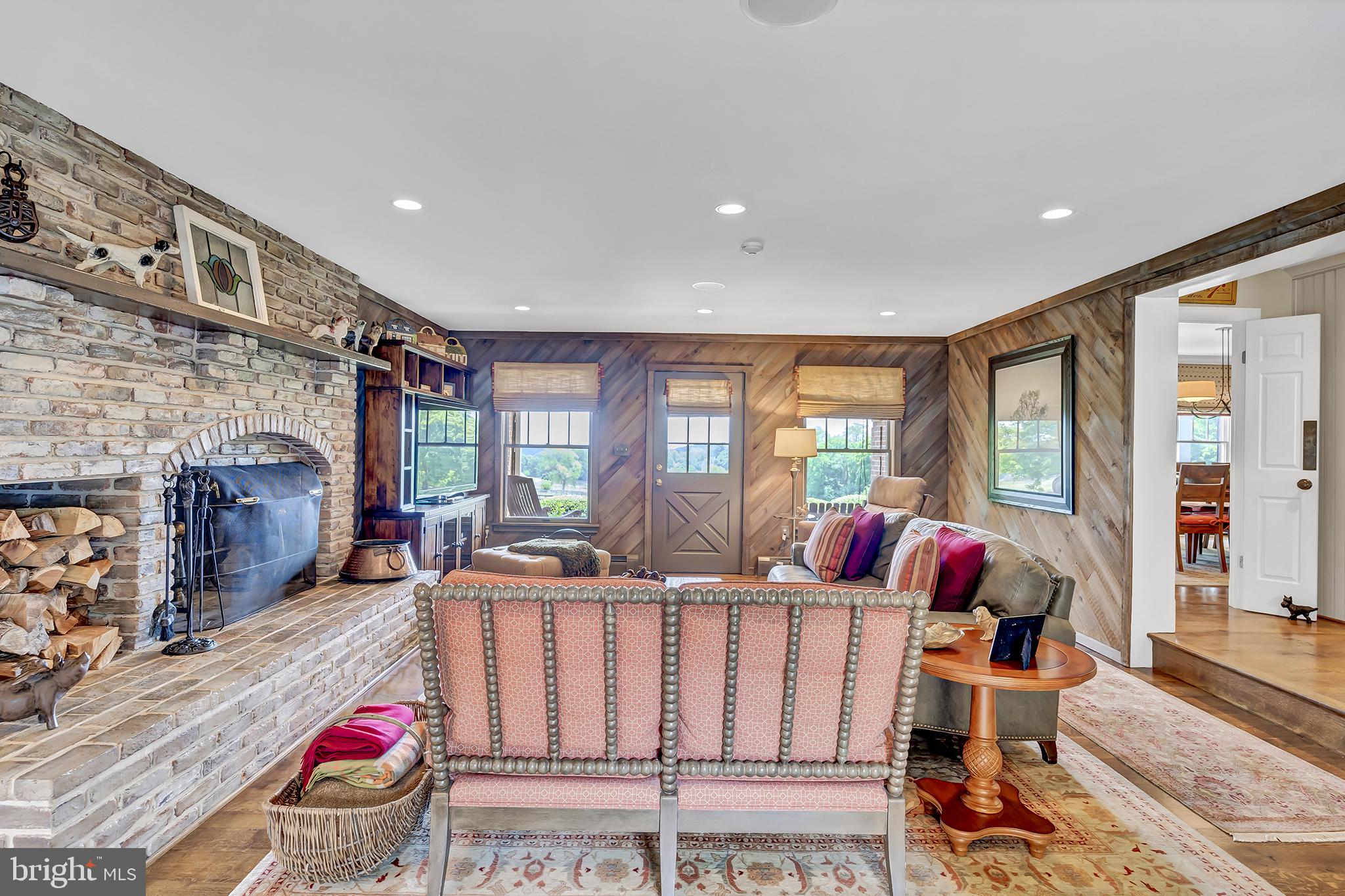 26100 Mullinix Mill Road Mount Airy, MD 21771 - Photo 25 of 99 Cozy retreat with rustic charm.