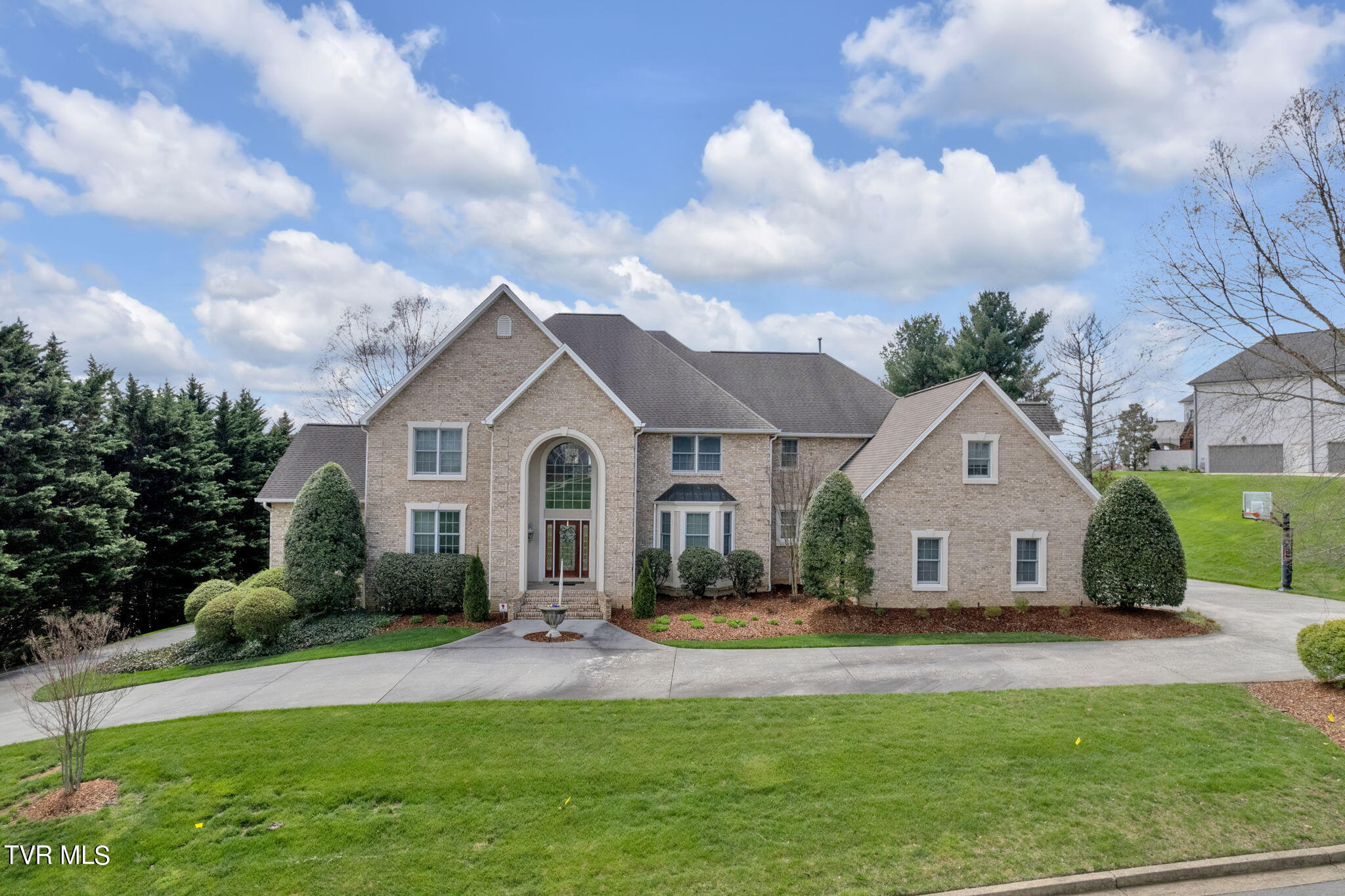 113 Chestnut Ridge Dr