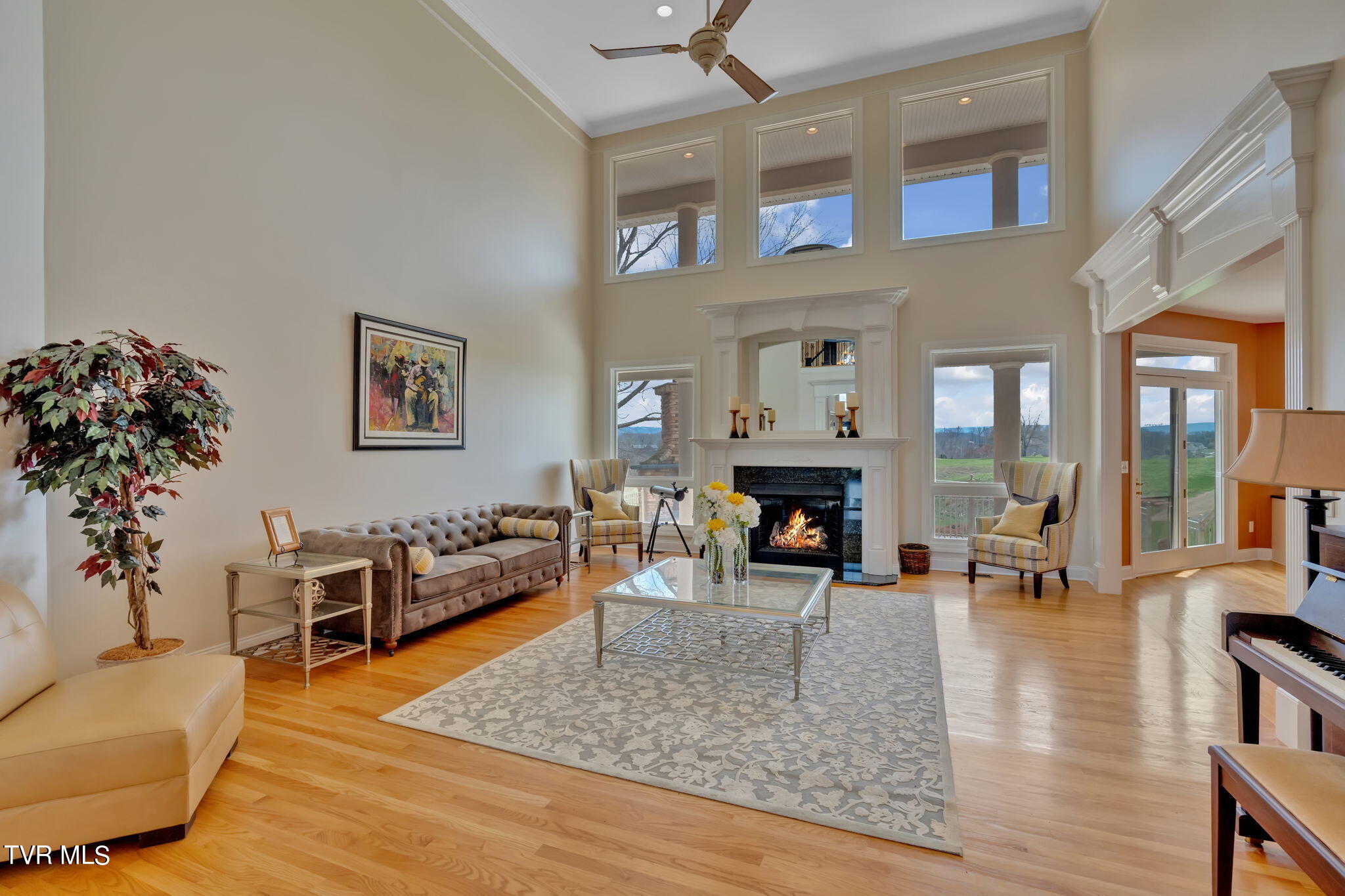 113 Chestnut Ridge Drive Jonesborough, TN 37659 - Photo 13 of 88 Living Room