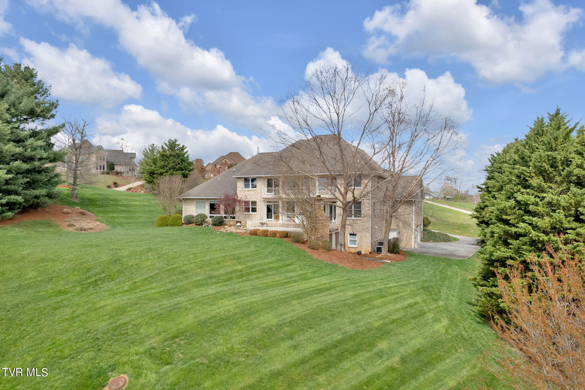 113 Chestnut Ridge Dr