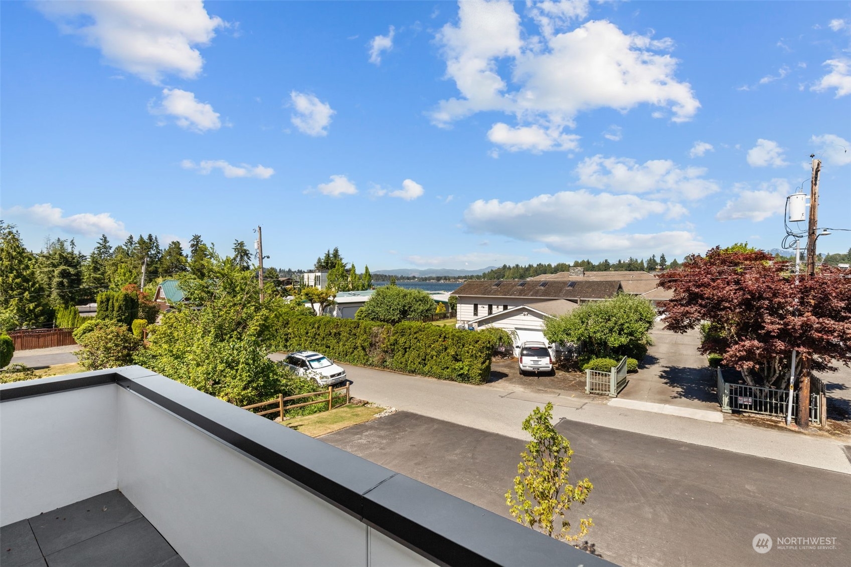 712 Stitch Road Lake Stevens, WA 98258 - Photo 29 of 39 a view of a street with sitting area