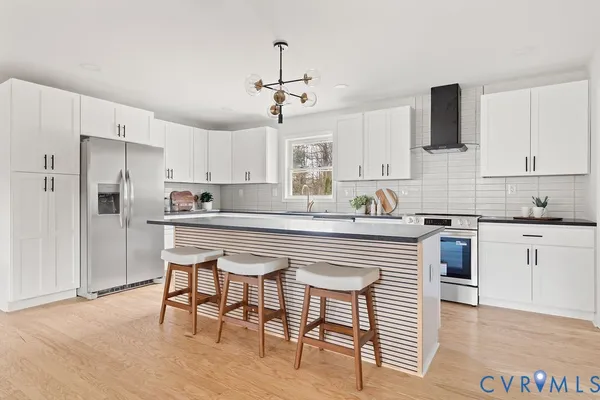 $399,500 | 6950 Courthouse Road, Providence Forge, VA 23140