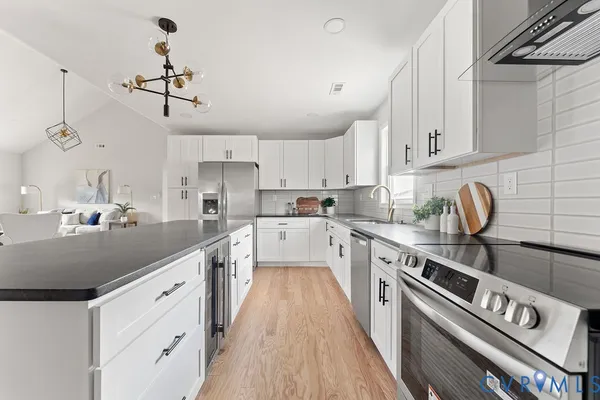 $399,500 | 6950 Courthouse Road, Providence Forge, VA 23140