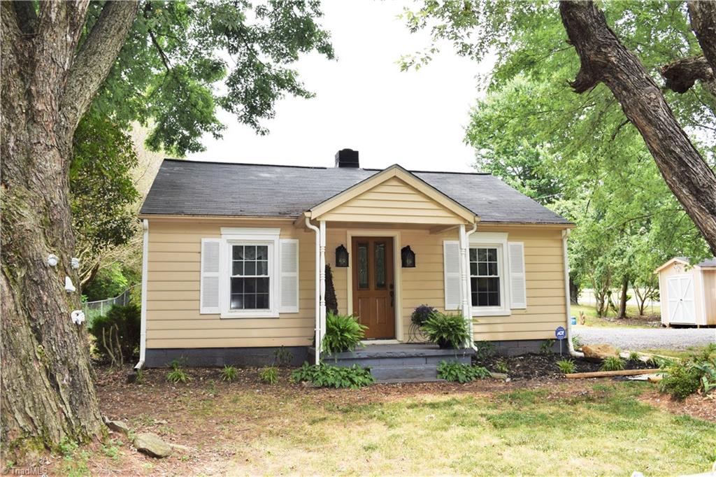 7833 Summerfield Road Summerfield, NC 27358 - Photo 1 of 30 Gallery Image 1