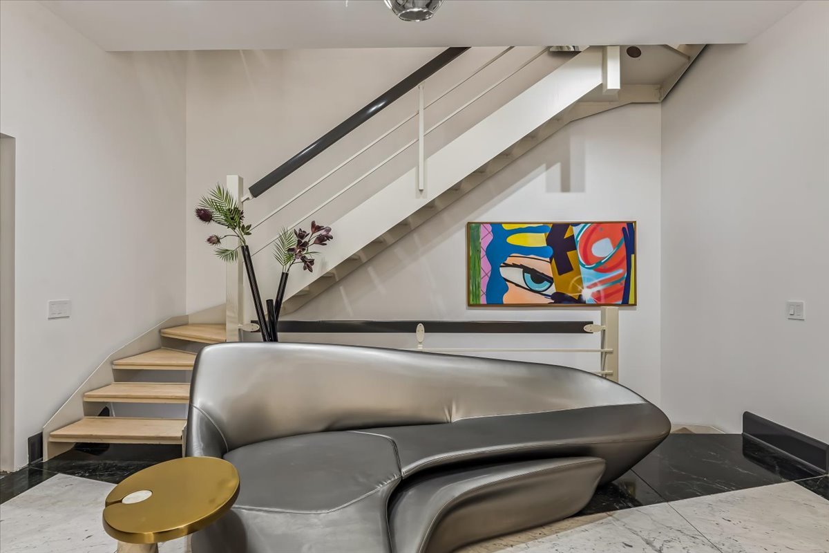 1318 North Astor Street Chicago, IL 60610 - Photo 11 of 80